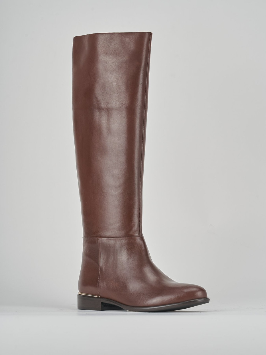 Low heel boots heel 2 cm brown leather