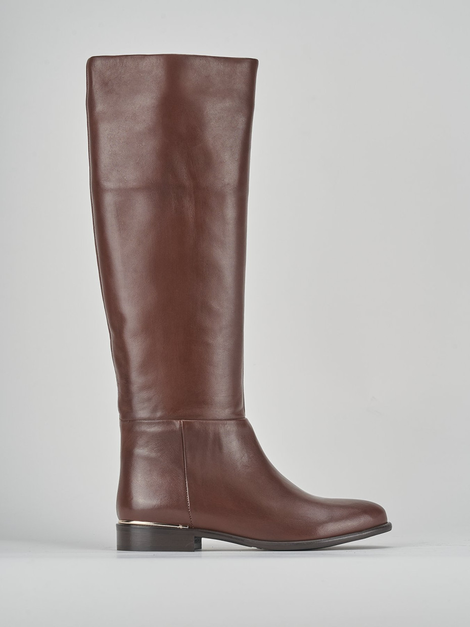 Low heel boots heel 2 cm brown leather