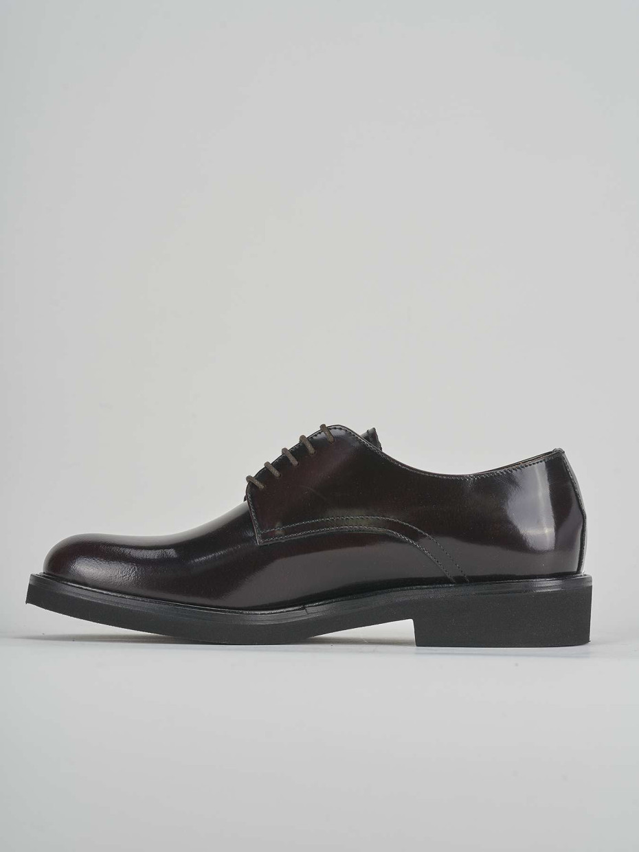 Lace-up shoes bordeaux leather