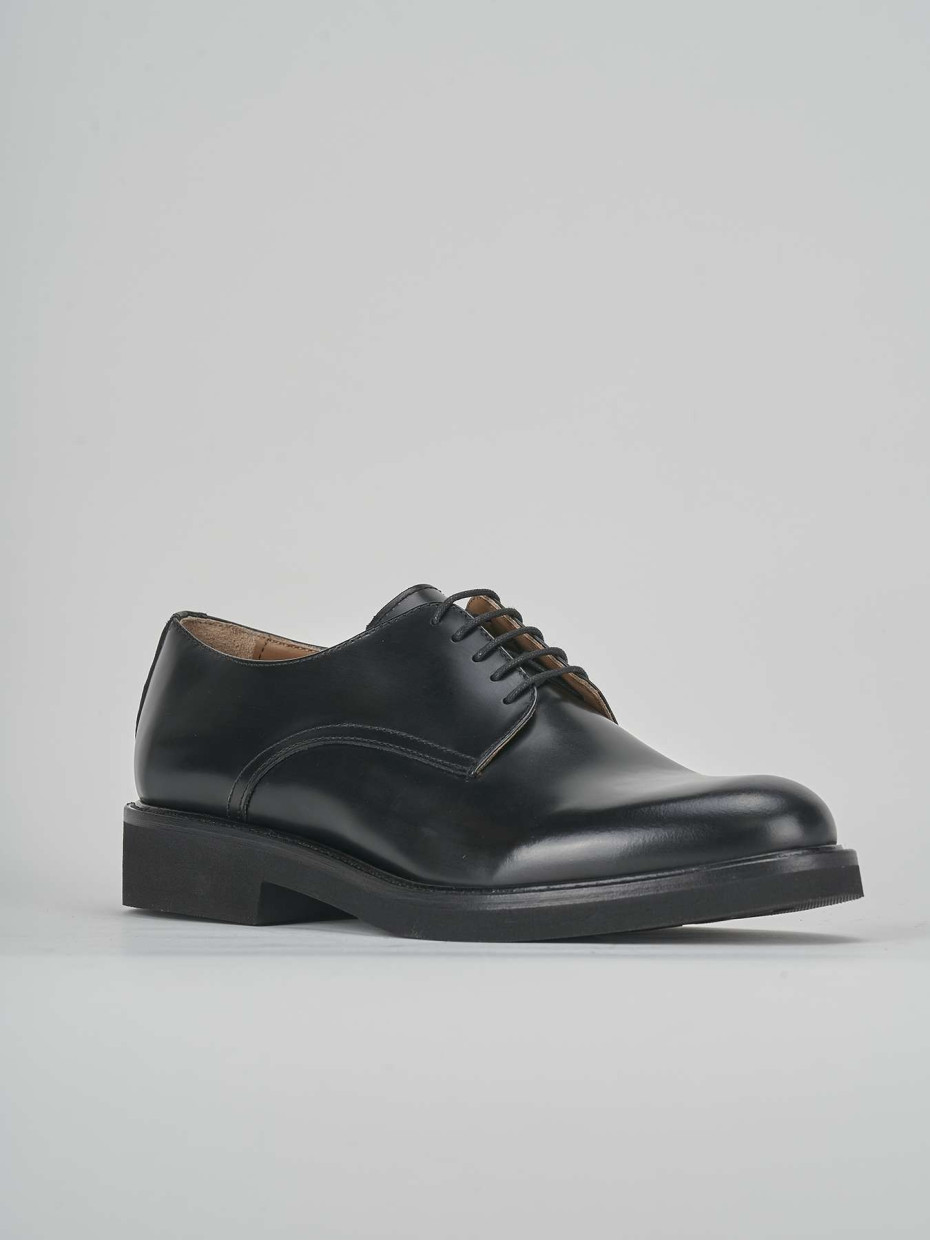 Lace-up shoes black leather