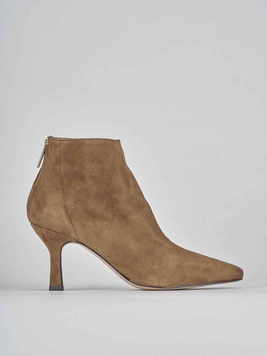 High heel ankle boots heel 7 cm brown suede