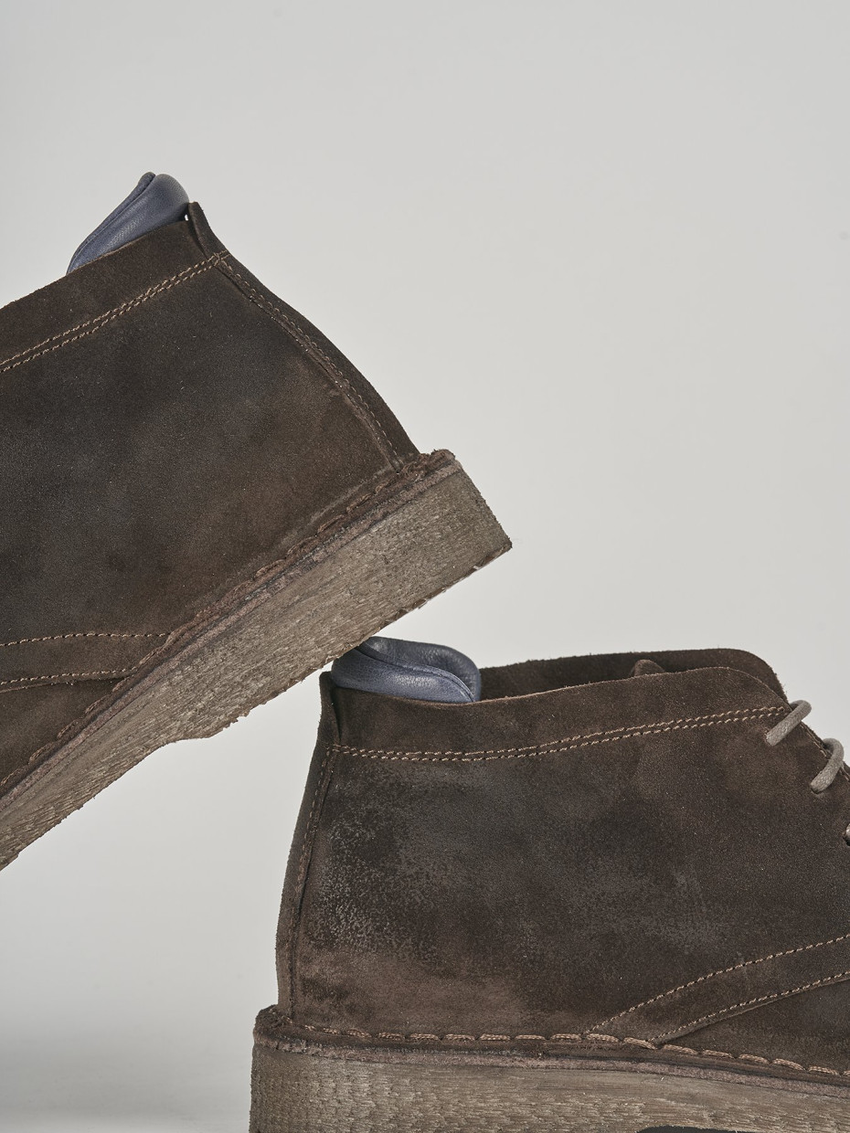 Ankle boots heel 1 cm dark brown suede