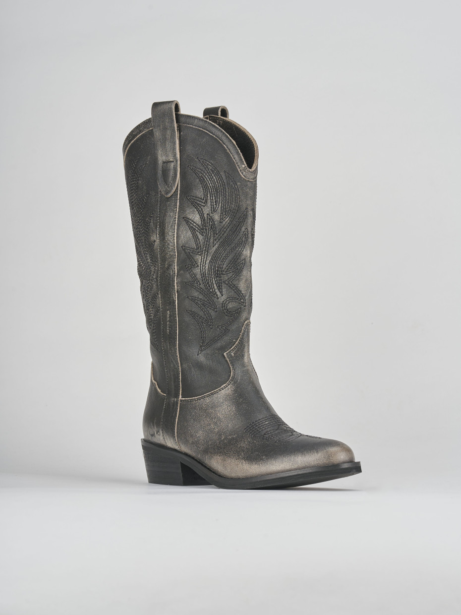 Low heel boots heel 4 cm beige leather