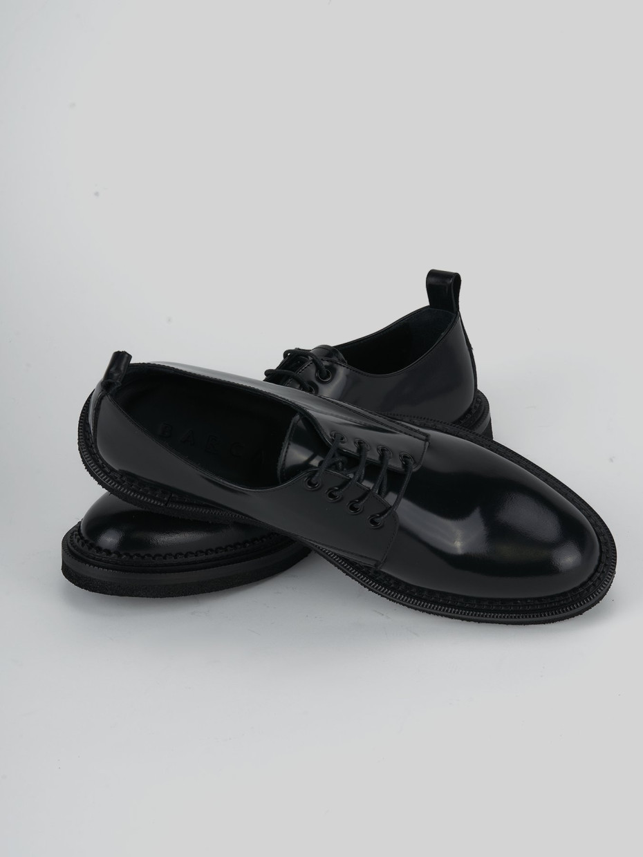 Lace-up shoes black leather