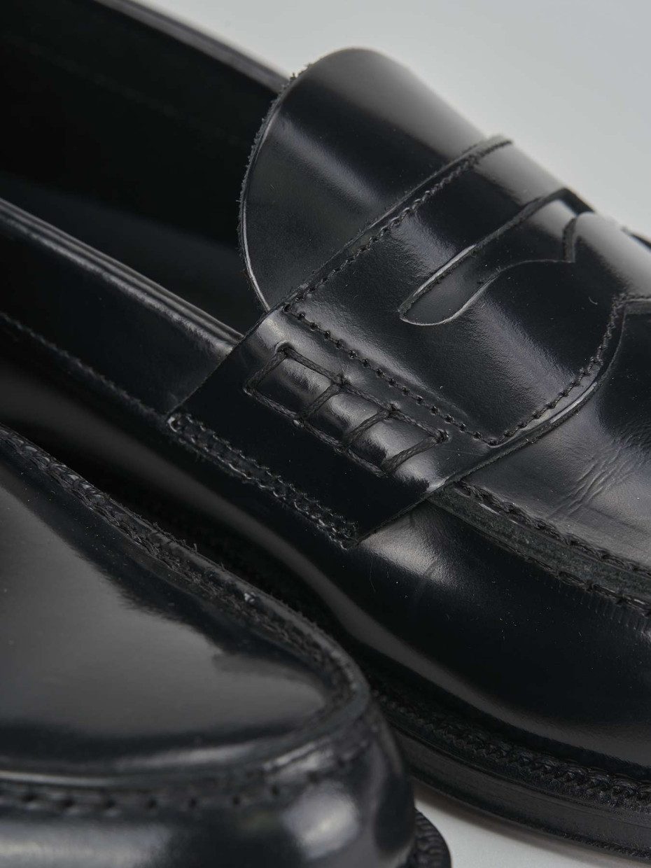 Loafers black leather