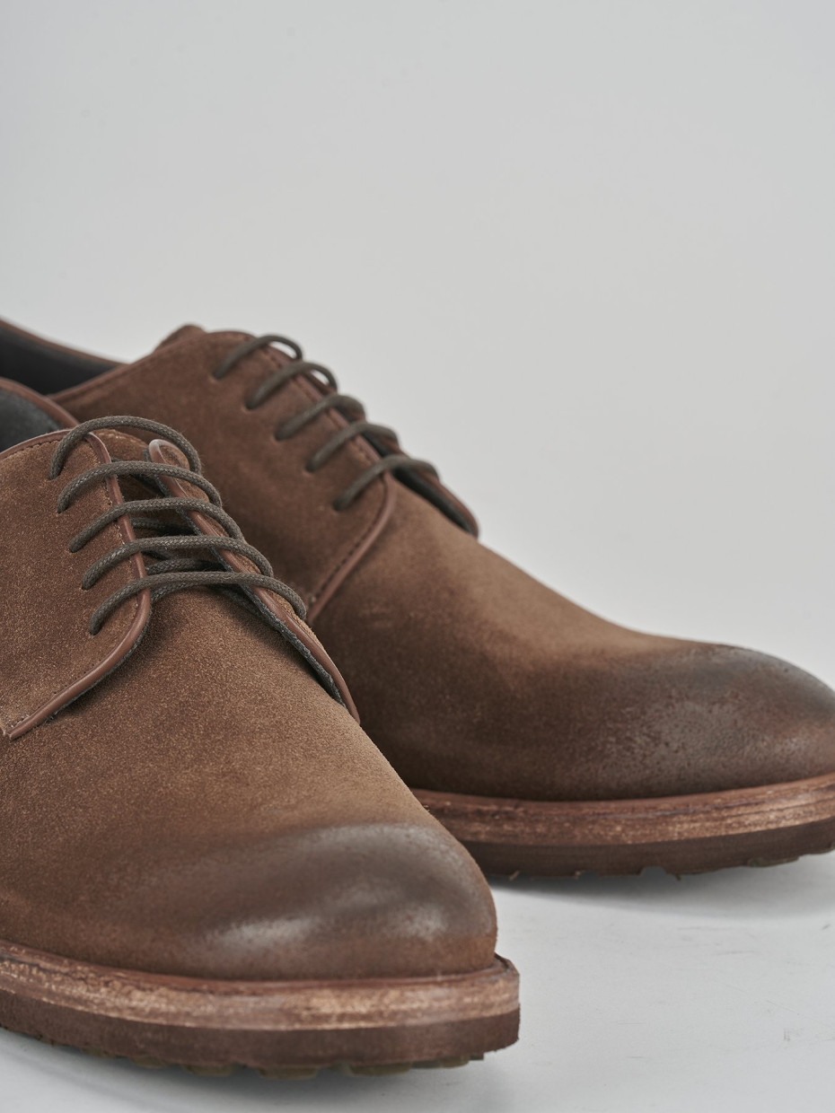 Lace-up shoes brown suede