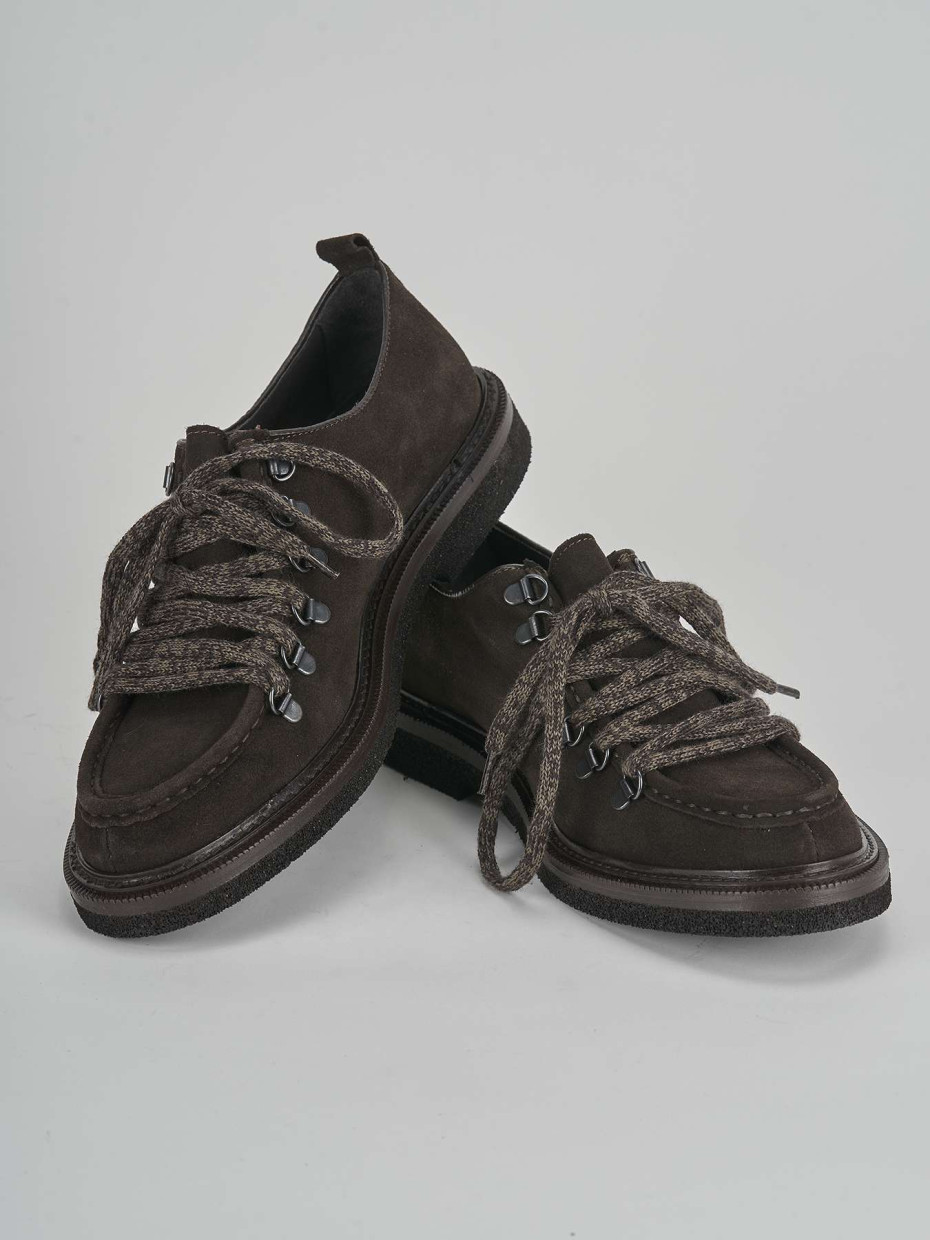 Lace-up shoes dark brown suede