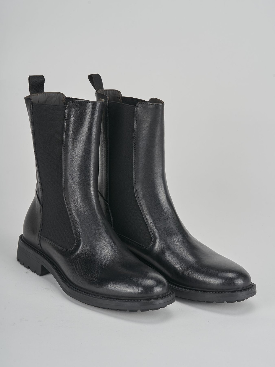 Stivaletti tacco 3cm pelle nero