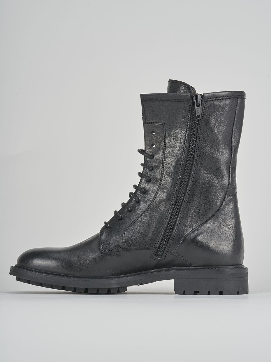 Combat boots heel 2 cm black leather