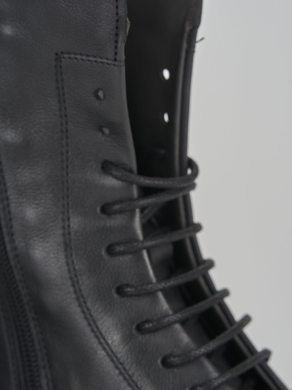 Combat boots heel 2 cm black leather