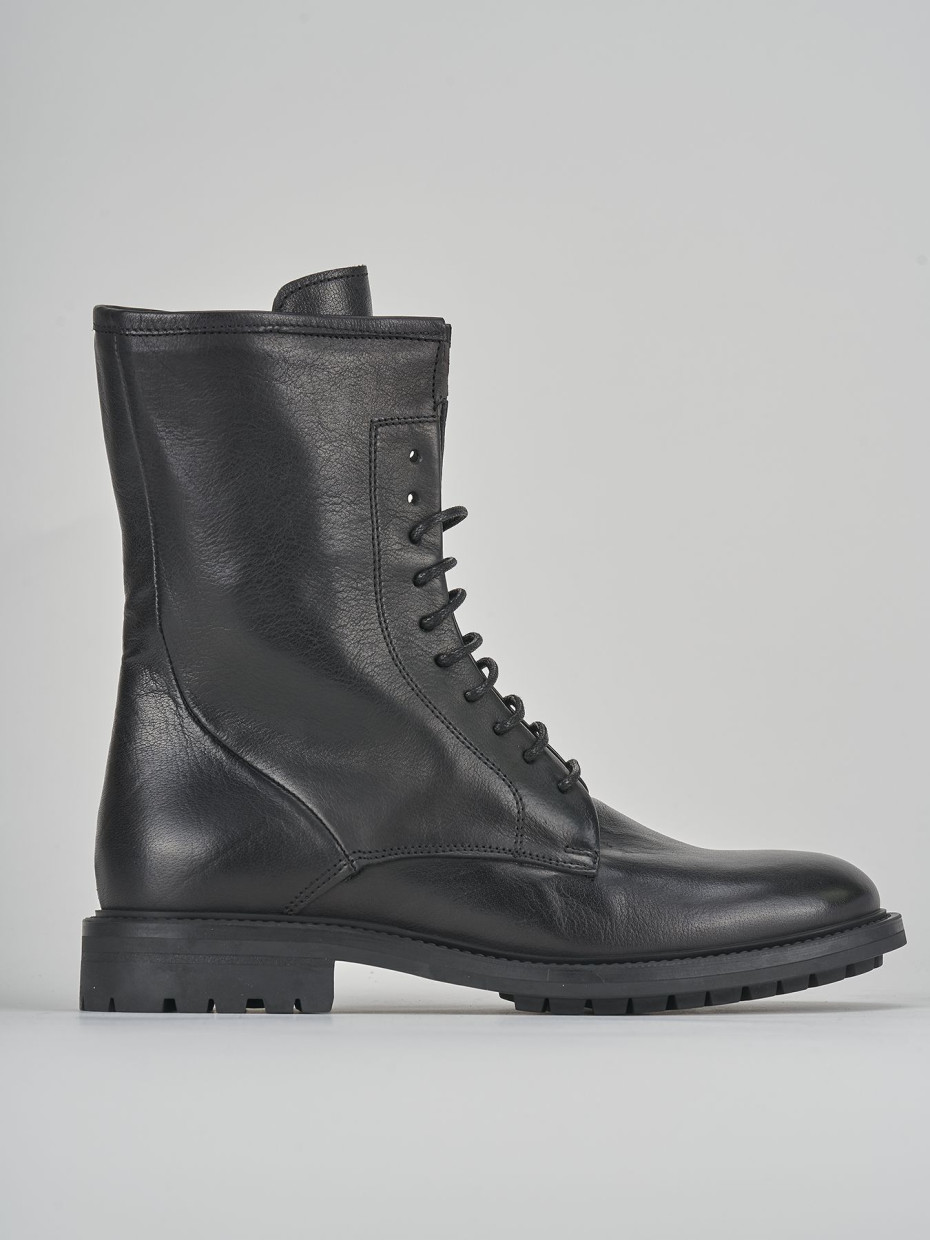 Combat boots heel 2 cm black leather