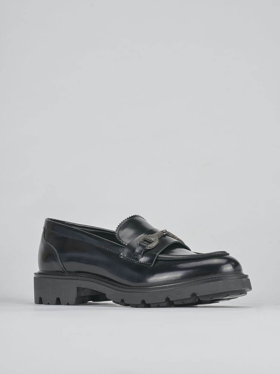 Loafers heel 2 cm black leather