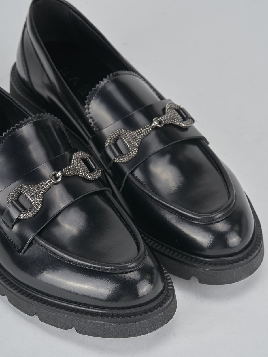 Loafers heel 2 cm black leather
