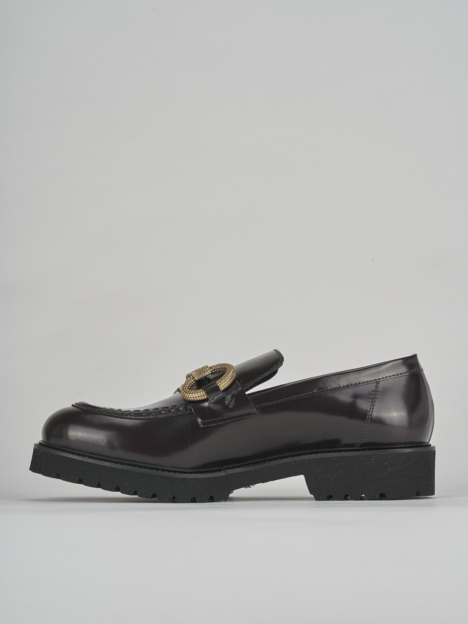 Mocassini tacco 2cm pelle bordo'