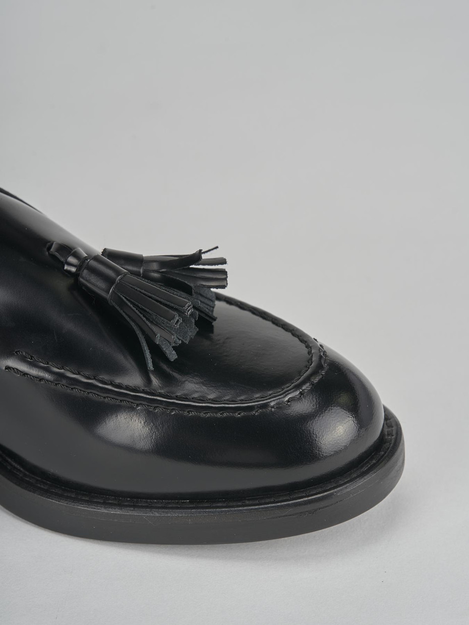 Mocassini tacco 2cm pelle nero
