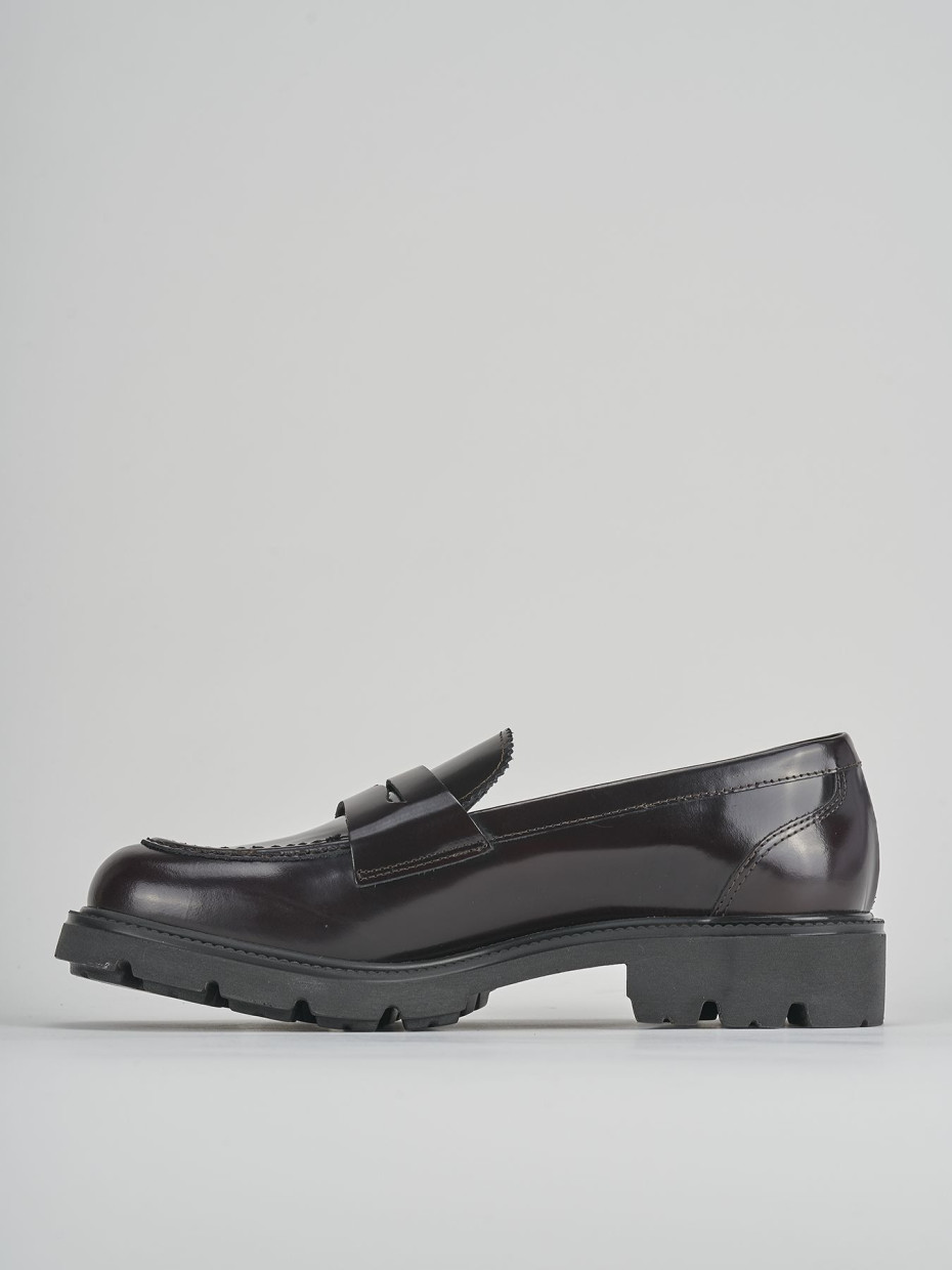 Mocassini tacco 2cm pelle bordo'