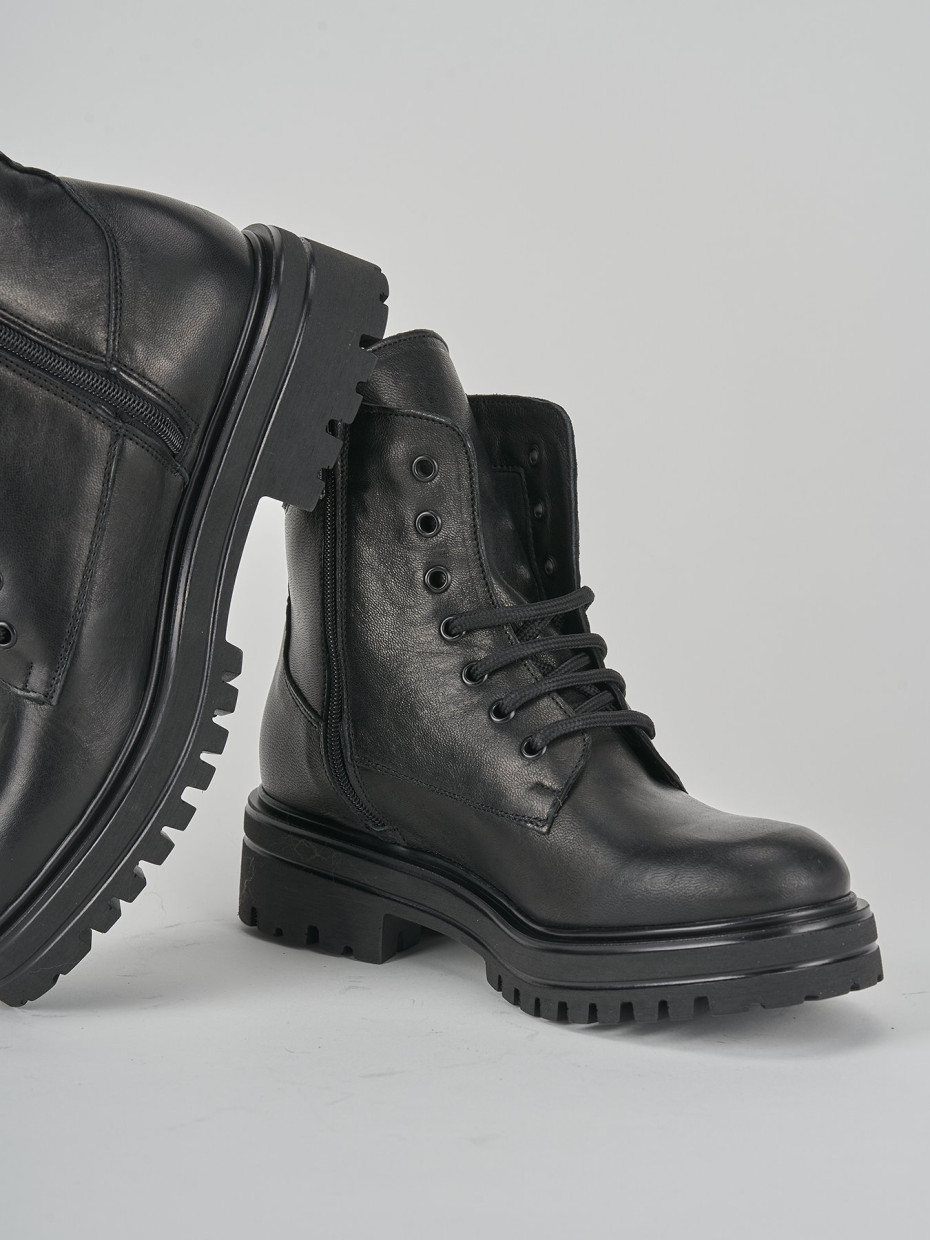 Combat boots heel 1 cm black leather