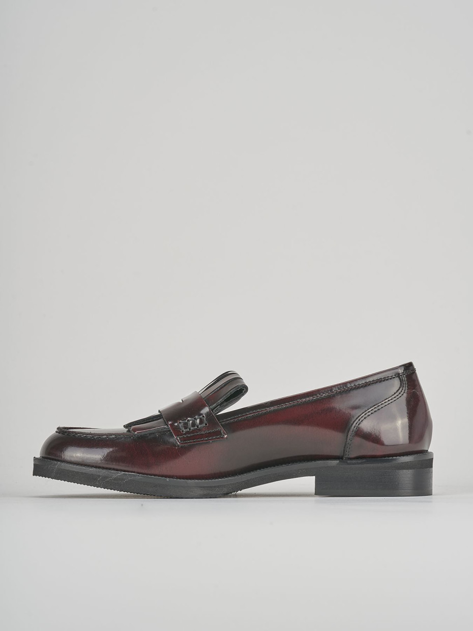 Mocassini tacco 2cm pelle bordo'
