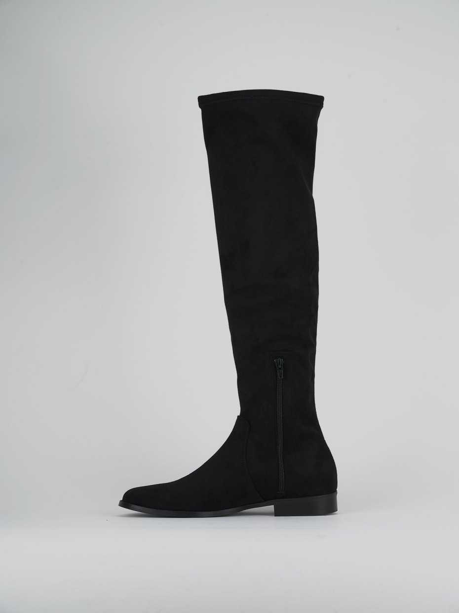 Low heel boots heel 1 cm black suede