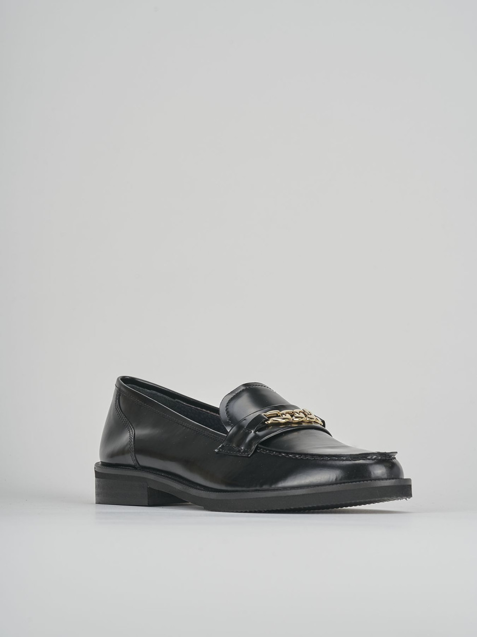 Loafers heel 2 cm black leather