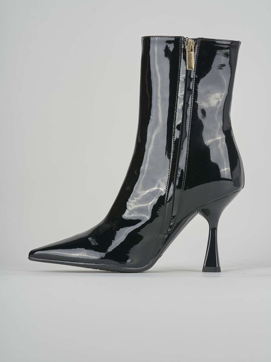 High heel ankle boots heel 9 cm black leather