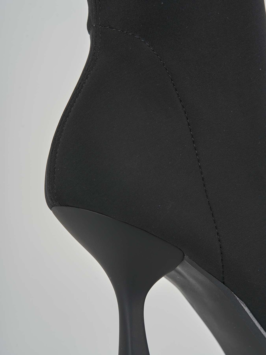 High heel boots heel 9 cm black fabric