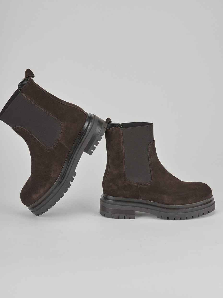 Stivaletti tacco 3cm camoscio testa