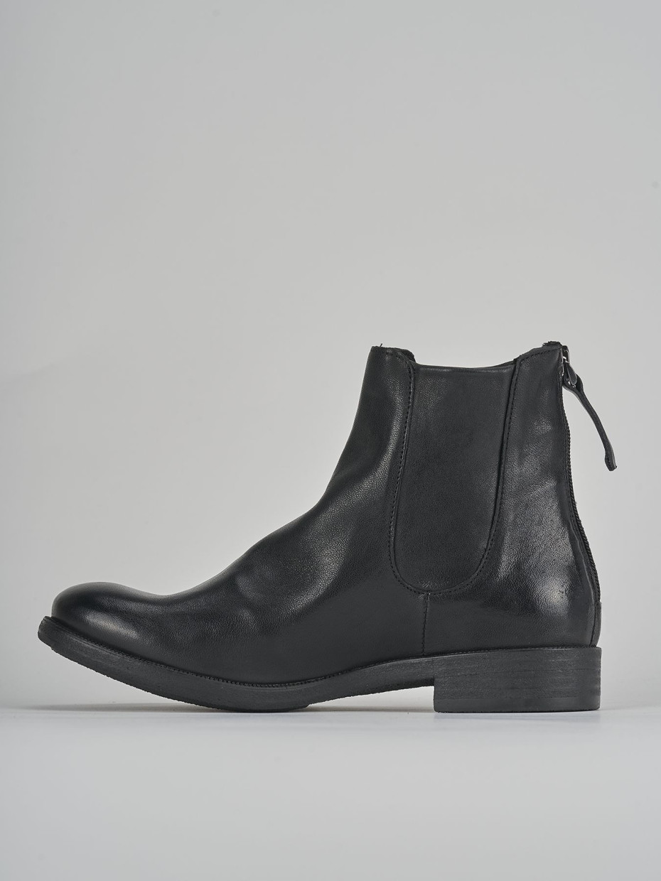 Low heel ankle boots heel 2 cm black leather