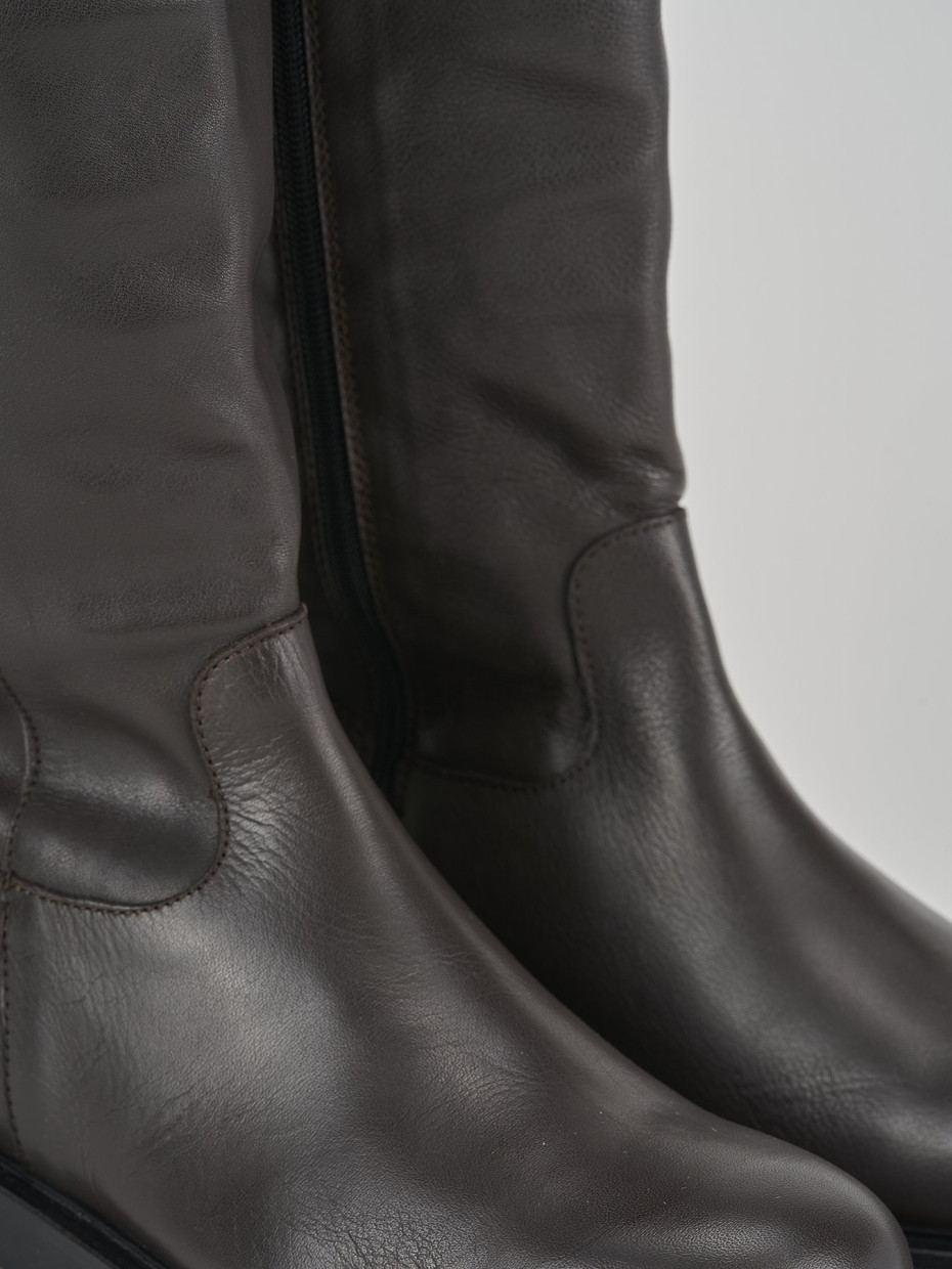 Stivali tacco 2cm pelle testa