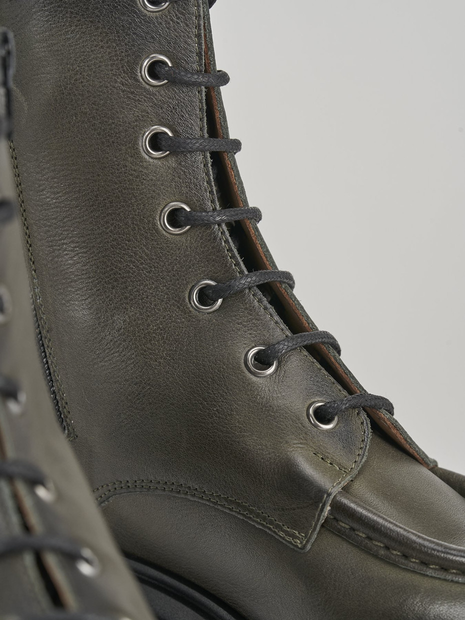 Combat boots heel 3 cm green leather
