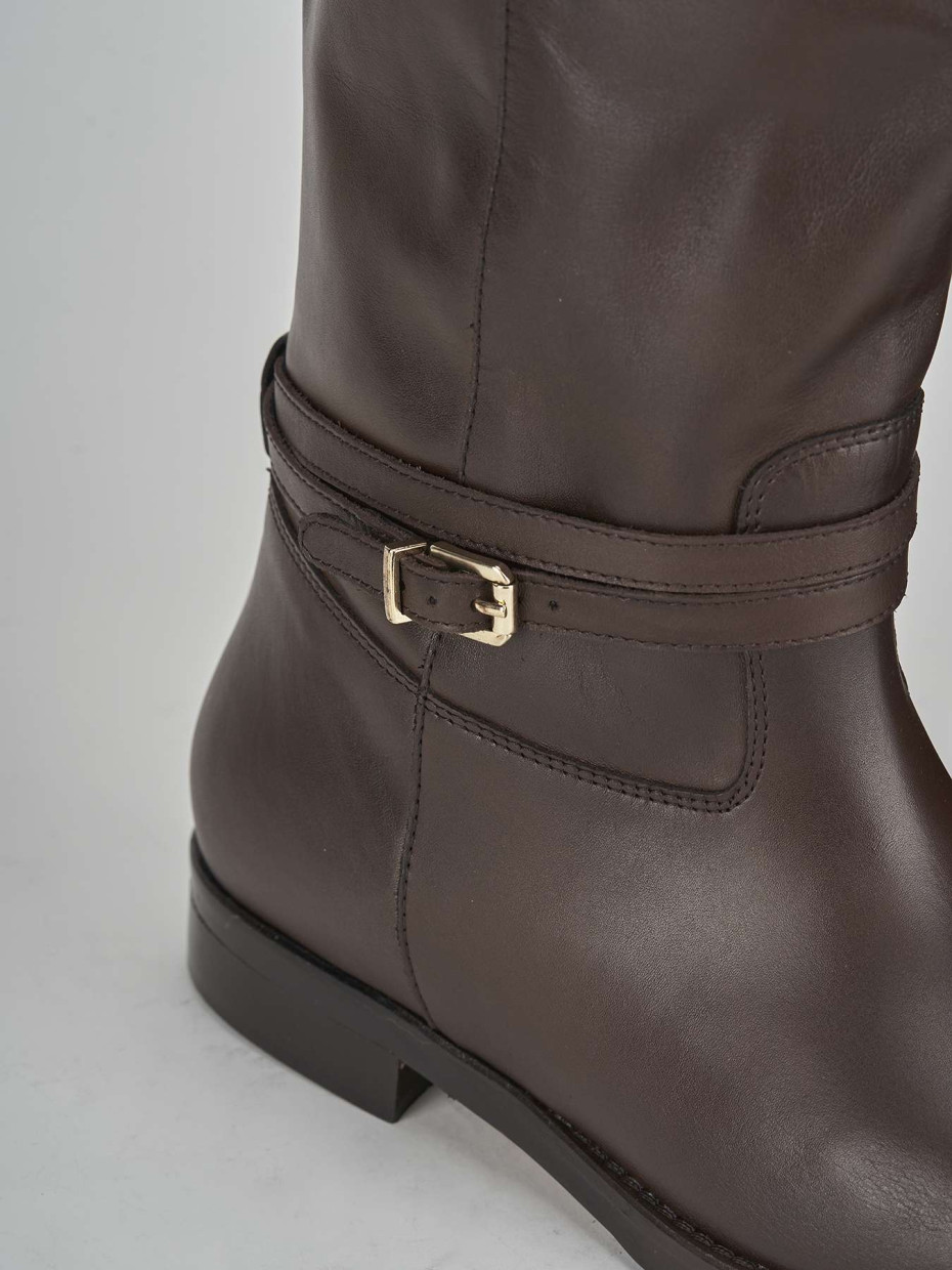 Low heel boots heel 2 cm dark brown leather