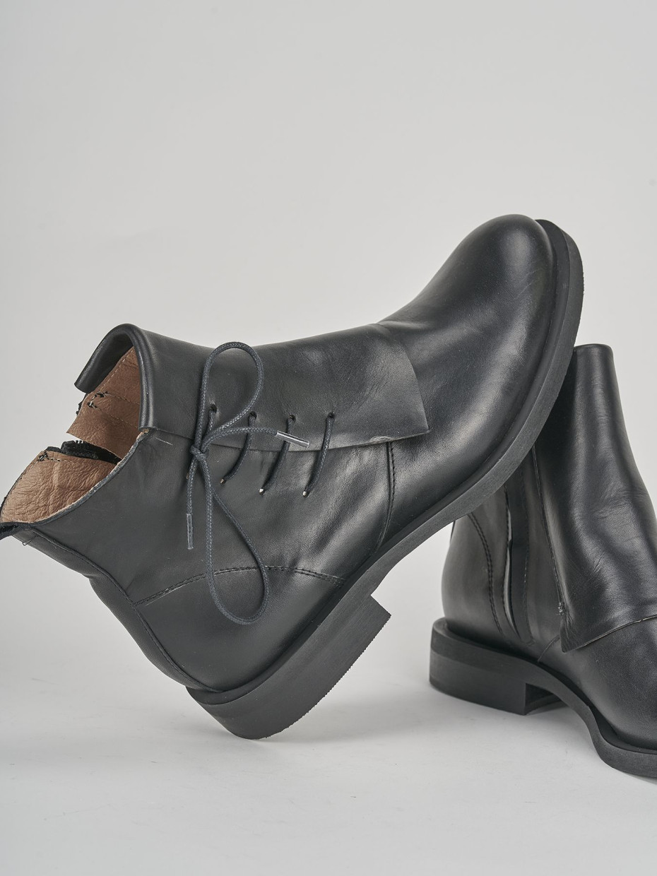 Combat boots woman heel 1 cm black leather Barca Stores