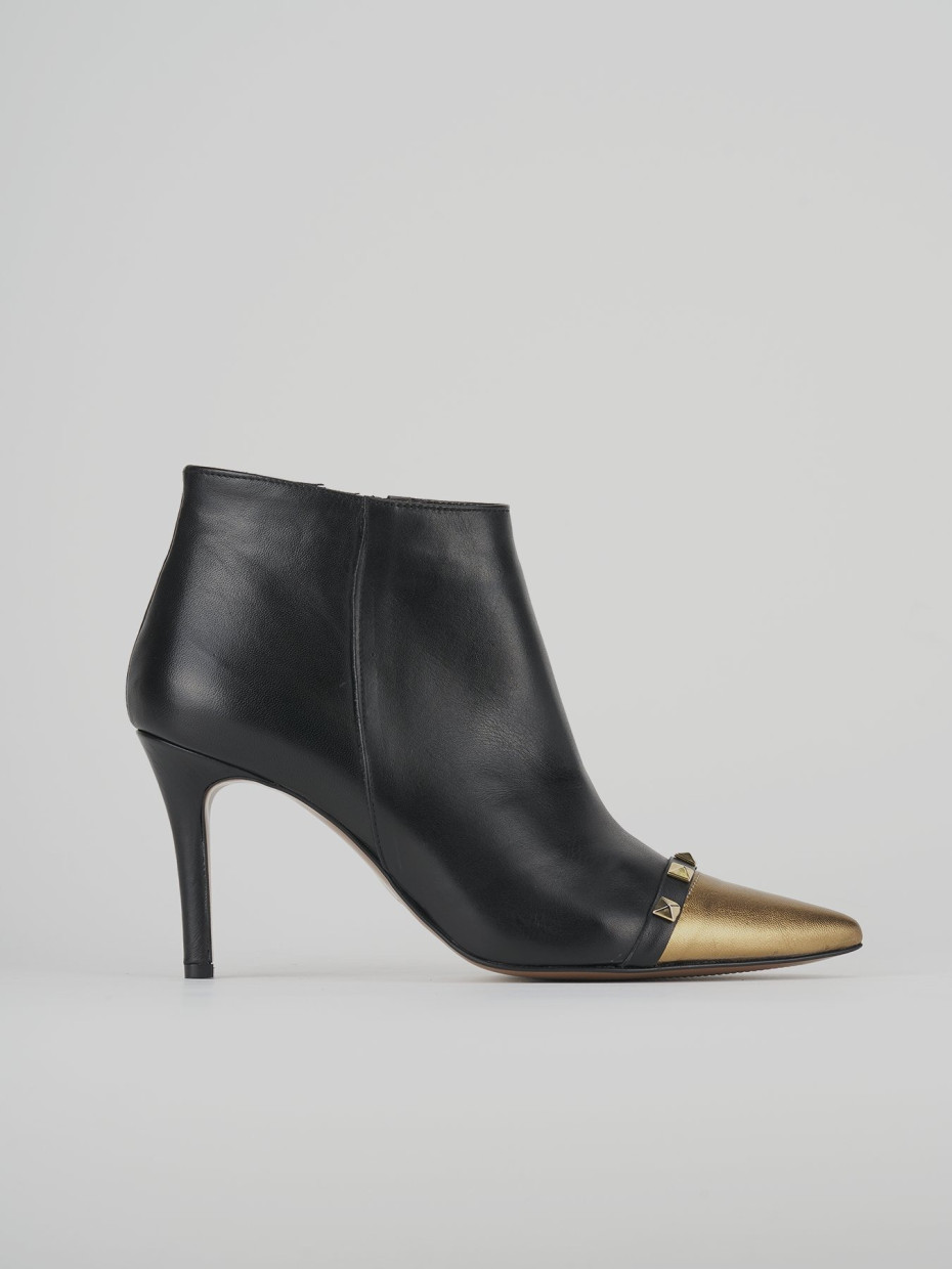 High heel ankle boots heel 8 cm black leather