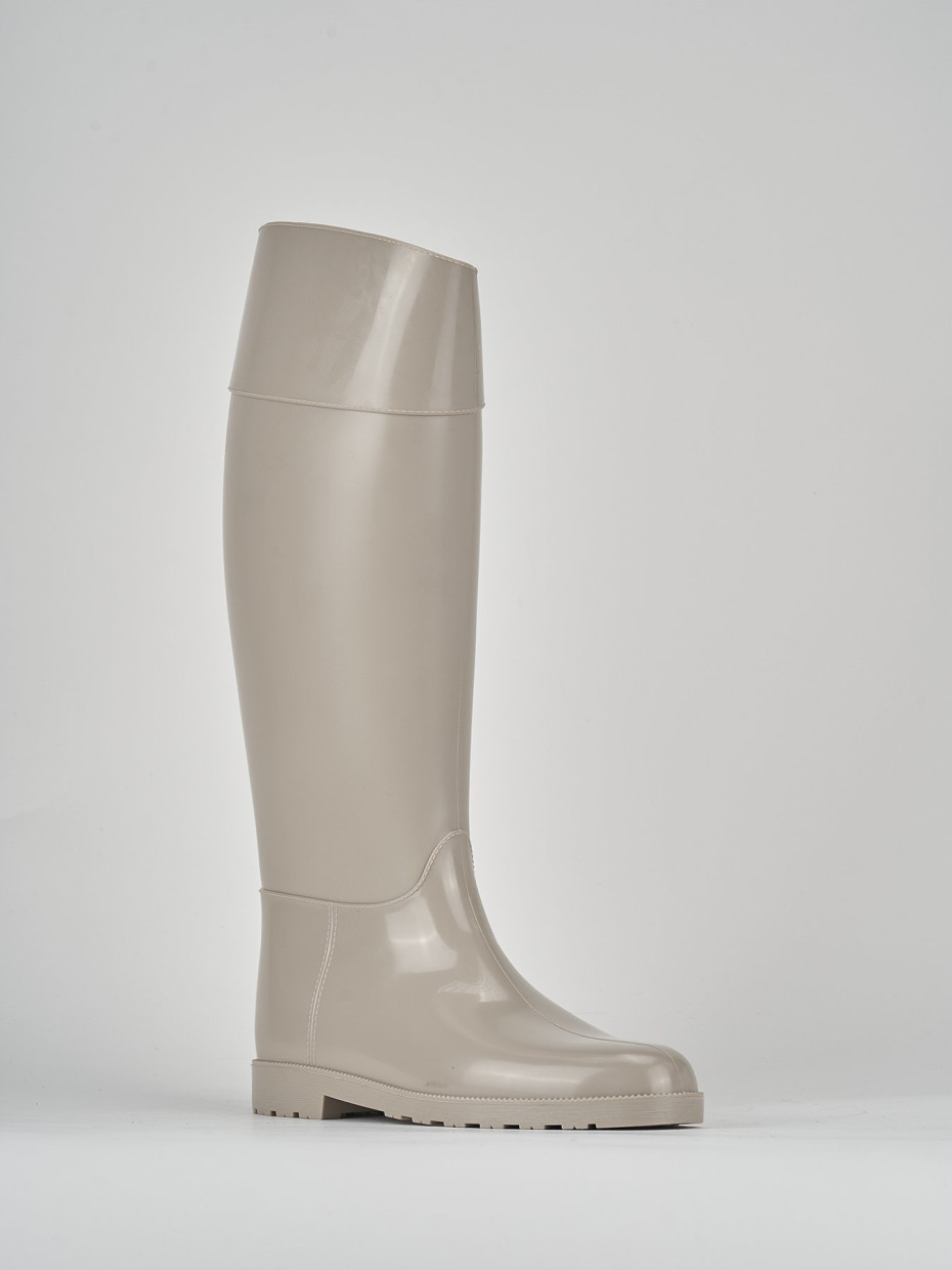 Low heel boots heel 2 cm beige rubber