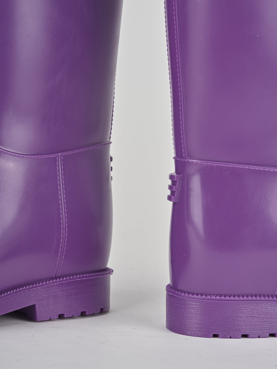 Low heel boots heel 2 cm violet rubber