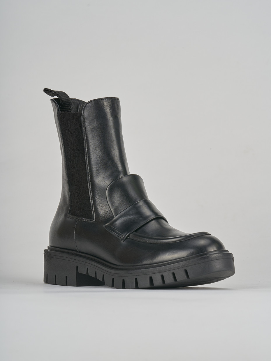 Stivaletti tacco 3cm pelle nero