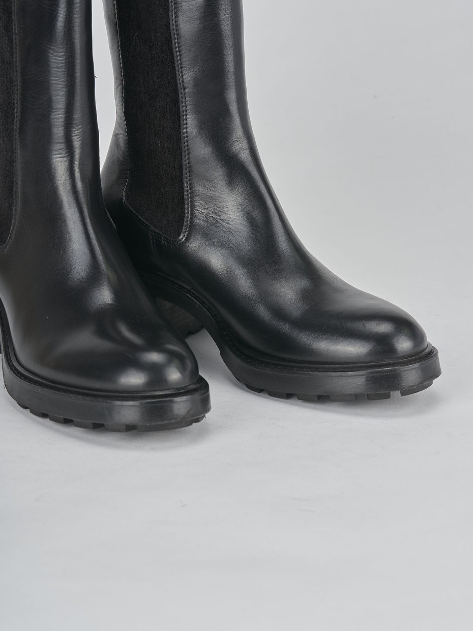 High heel ankle boots heel 6 cm black leather