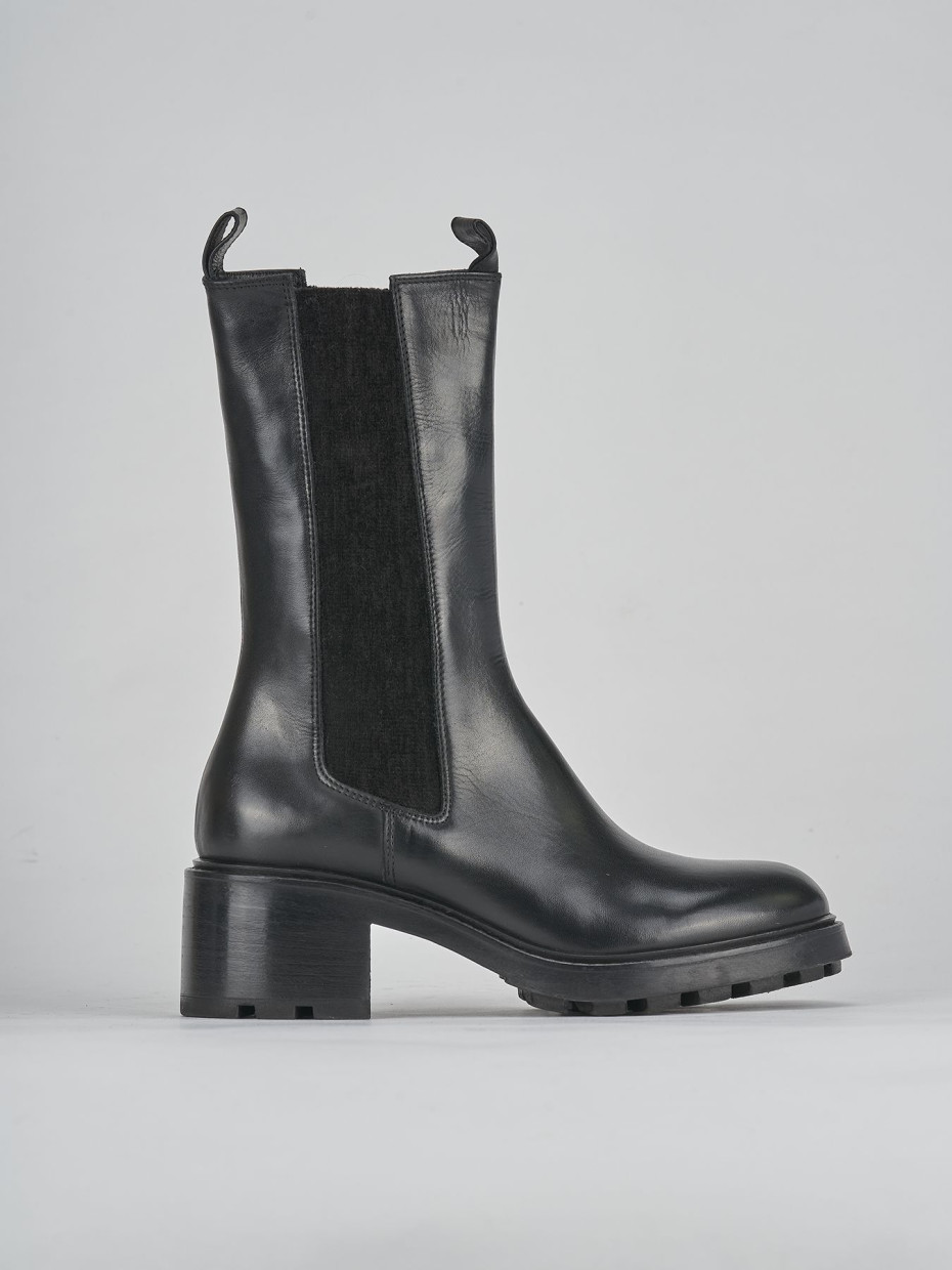 High heel ankle boots heel 6 cm black leather