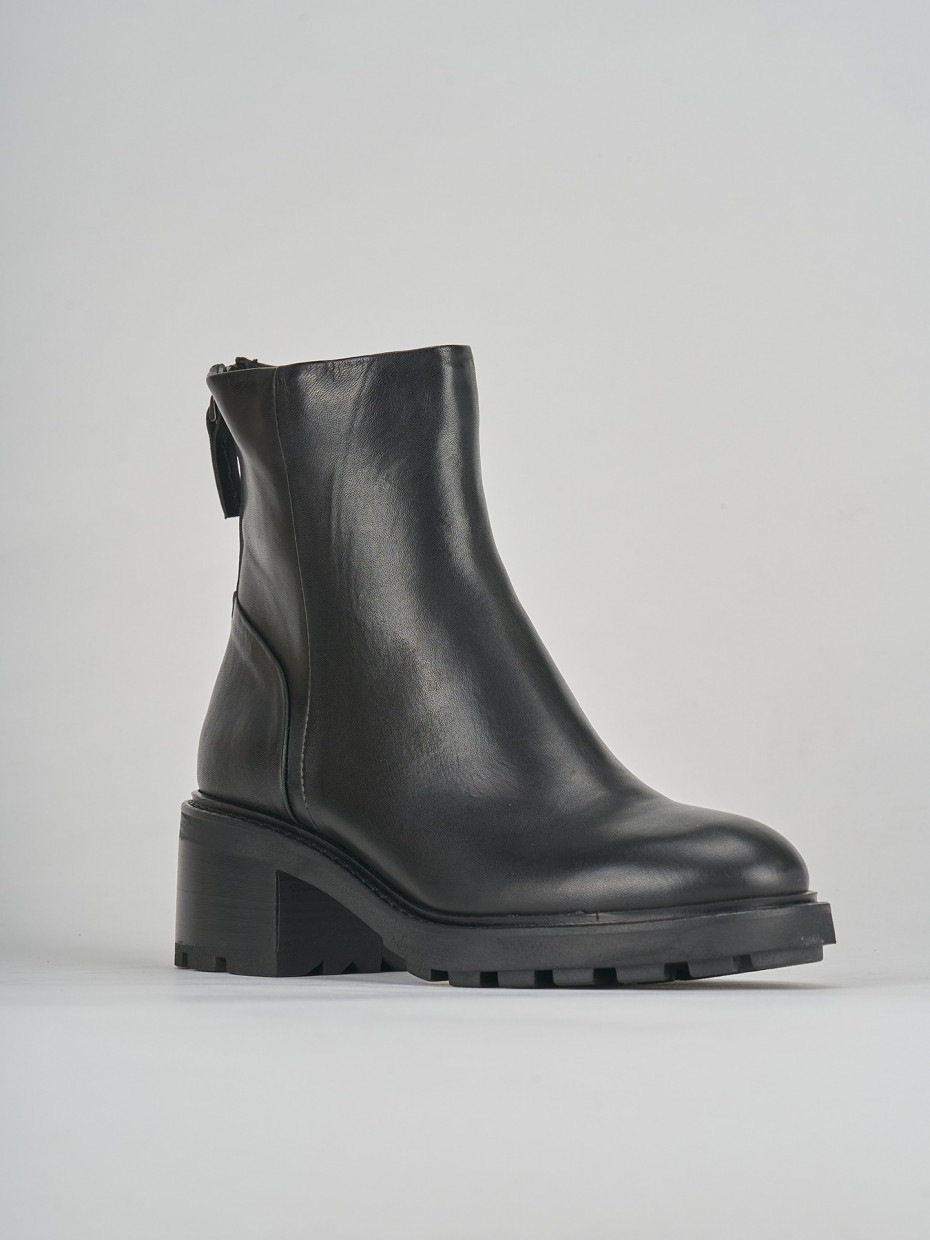 Stivaletti tacco 5cm pelle nero