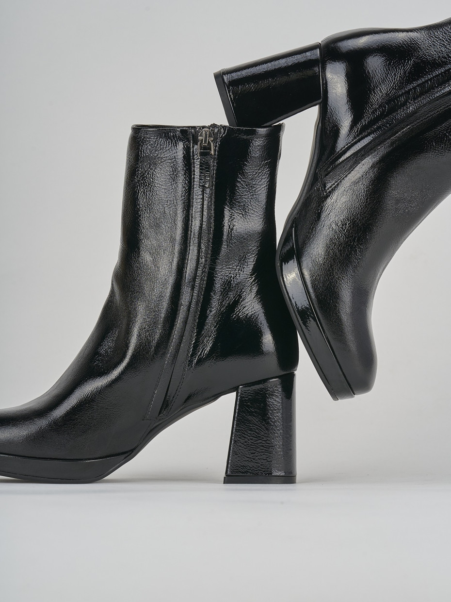 Stivaletti tacco 8cm pelle nero