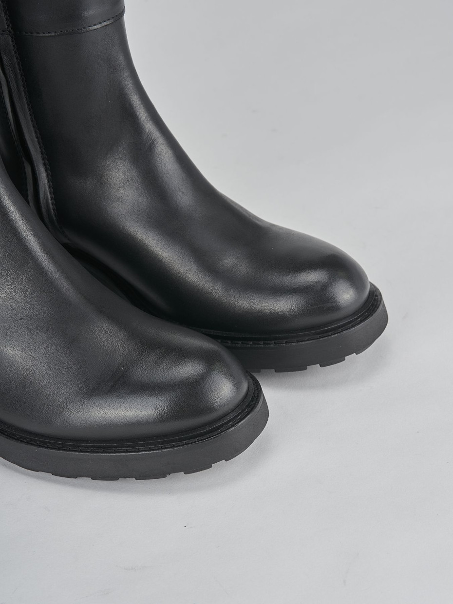 High heel boots heel 6 cm black leather
