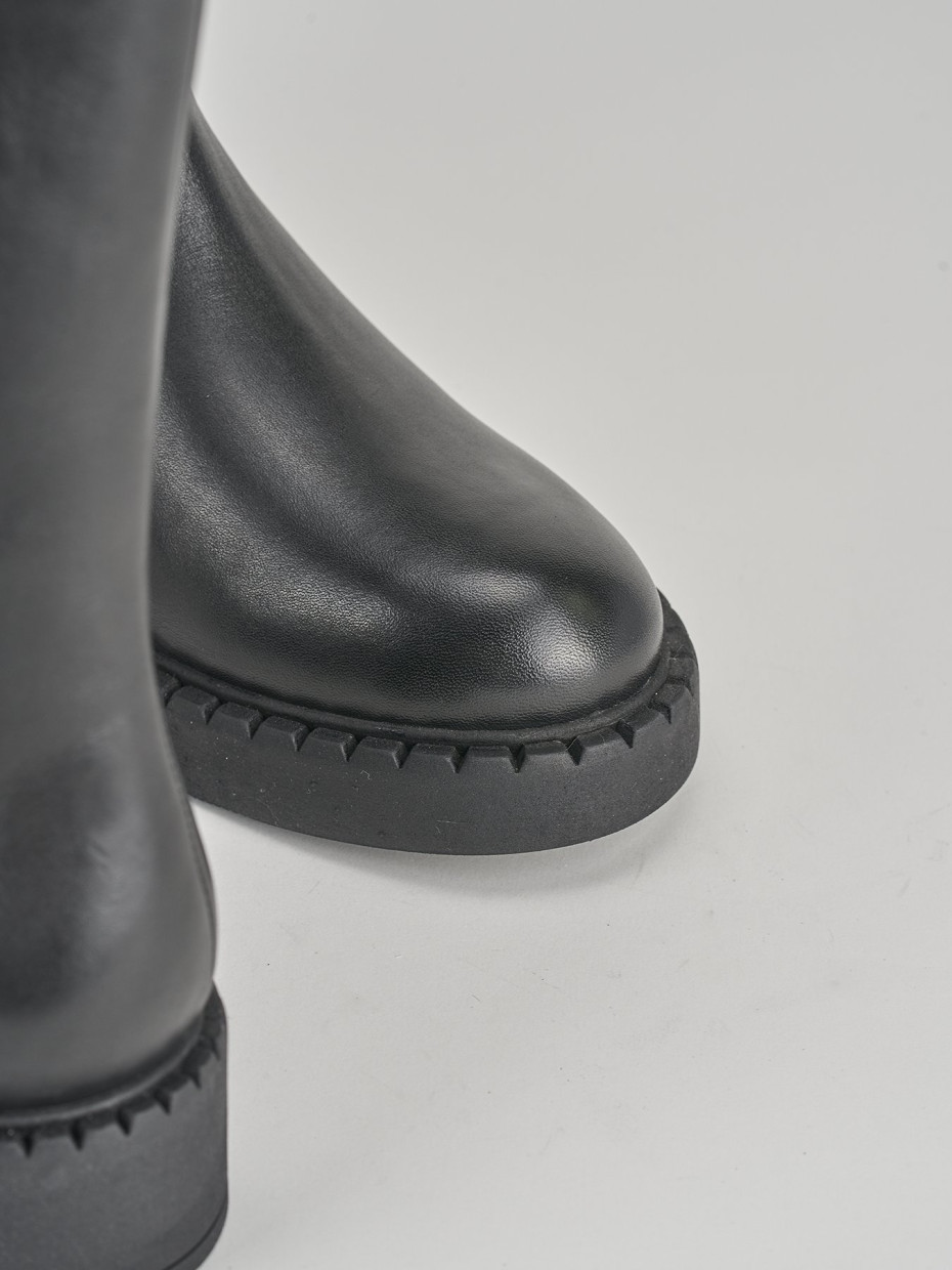 Stivaletti tacco 3cm pelle nero