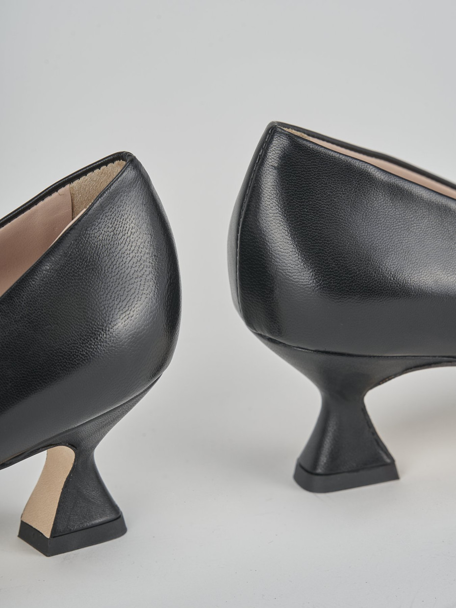 Décolleté e slingback tacco 5cm pelle nero