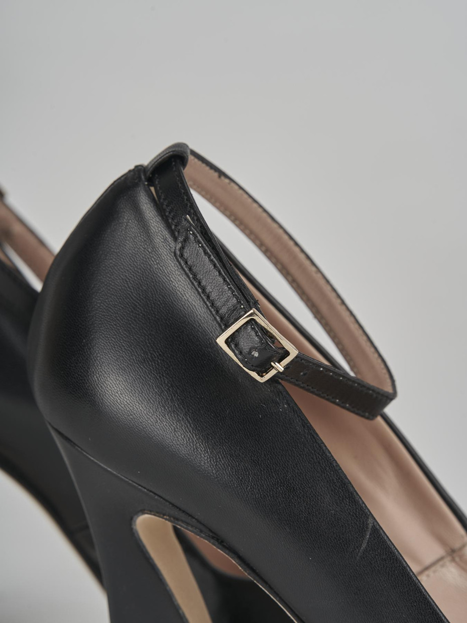 Décolleté e slingback tacco 9cm pelle nero