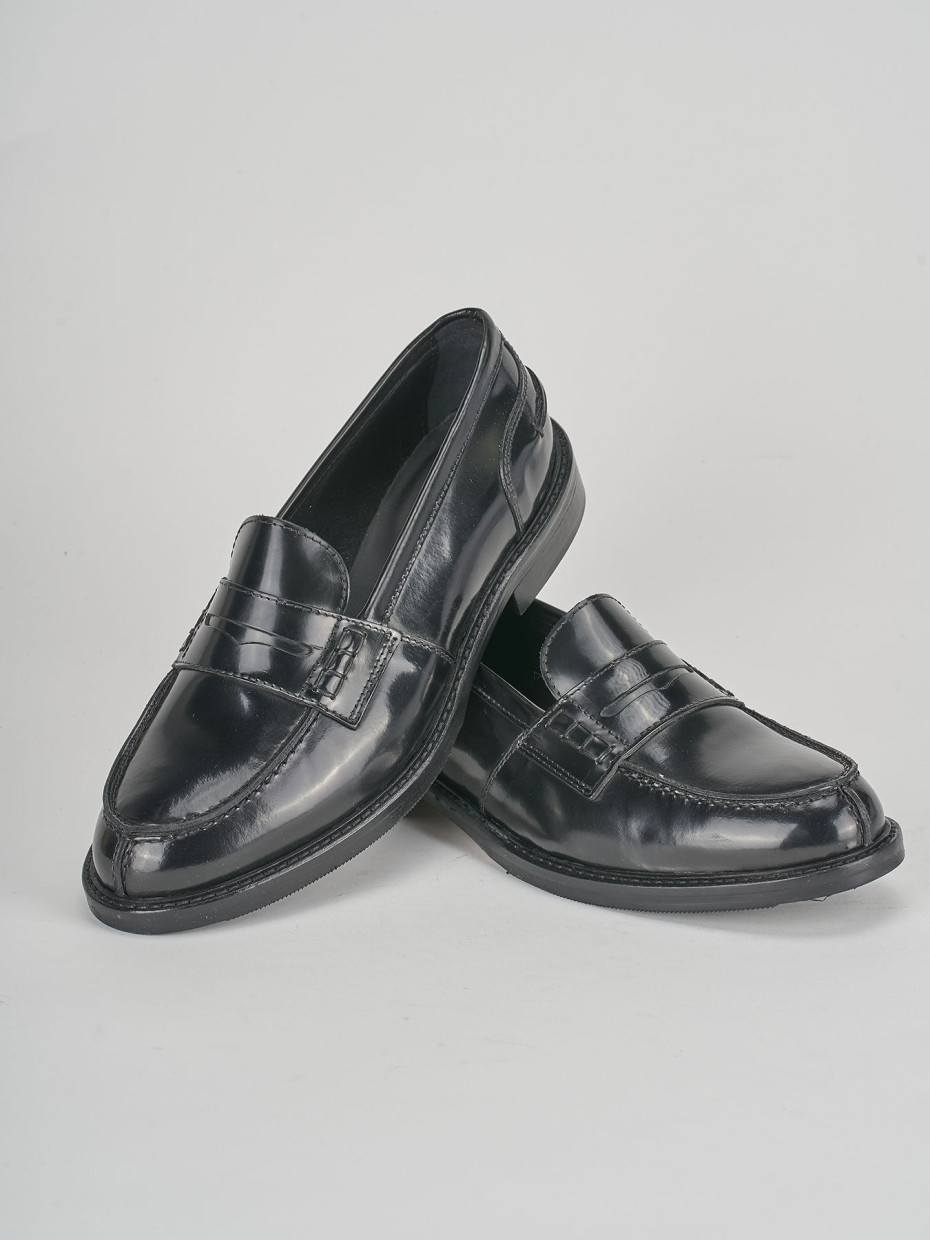 Loafers heel 1 cm black leather