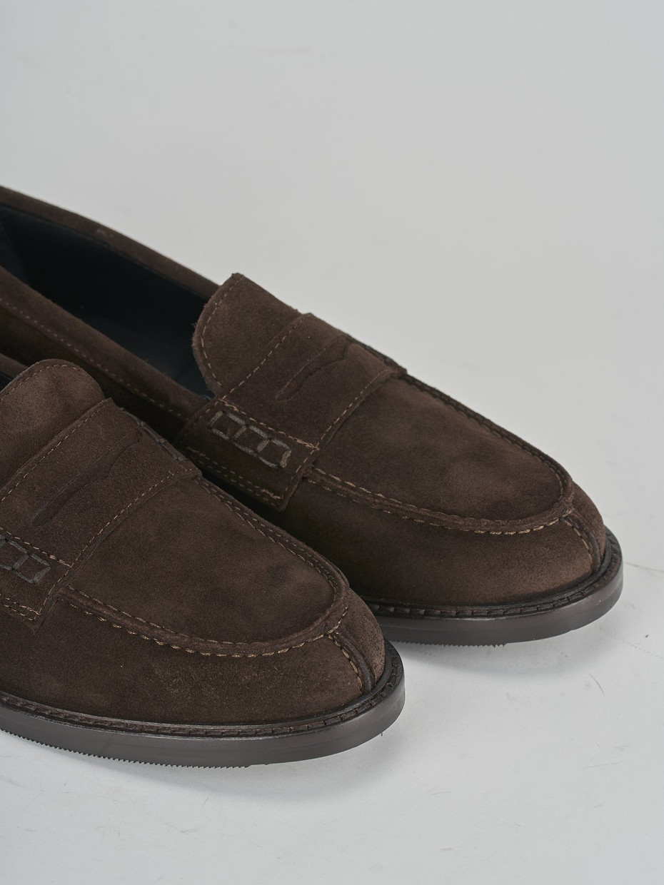 Mocassino tacco 1cm  testa camoscio
