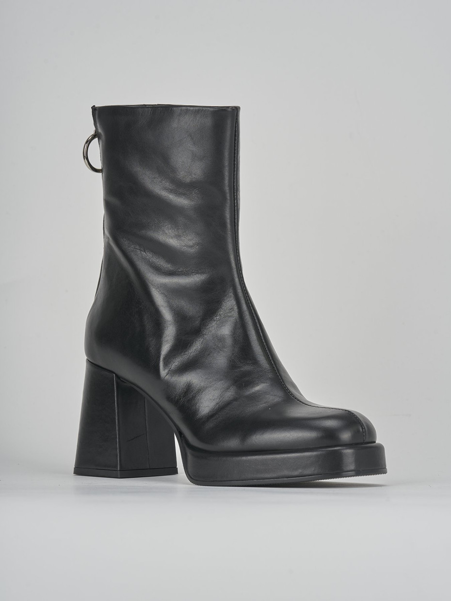 Stivaletti tacco 6cm pelle nero