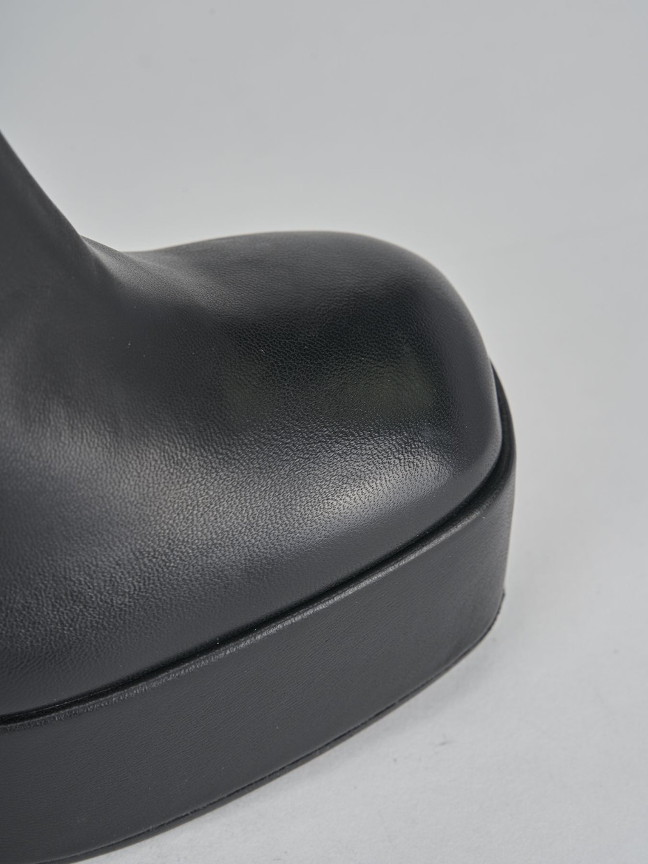 High heel ankle boots heel 11 cm black leather