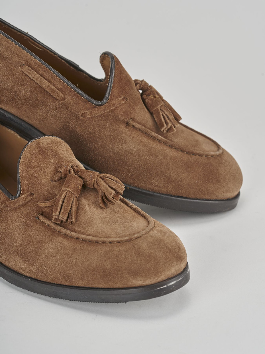 Mocassino tacco 1cm  marrone camoscio