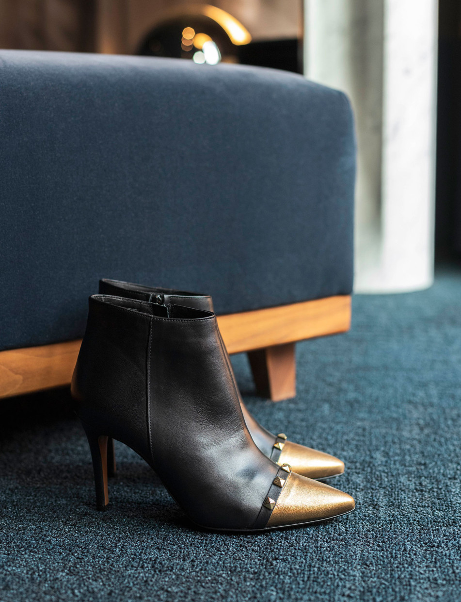 High heel ankle boots heel 8 cm black leather